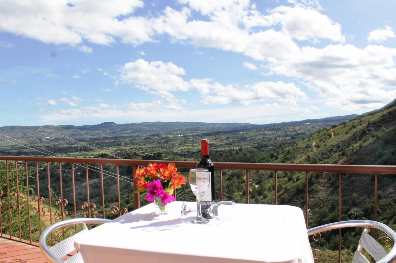 Suites Arcoiris Villa de Leyva Exteriör bild